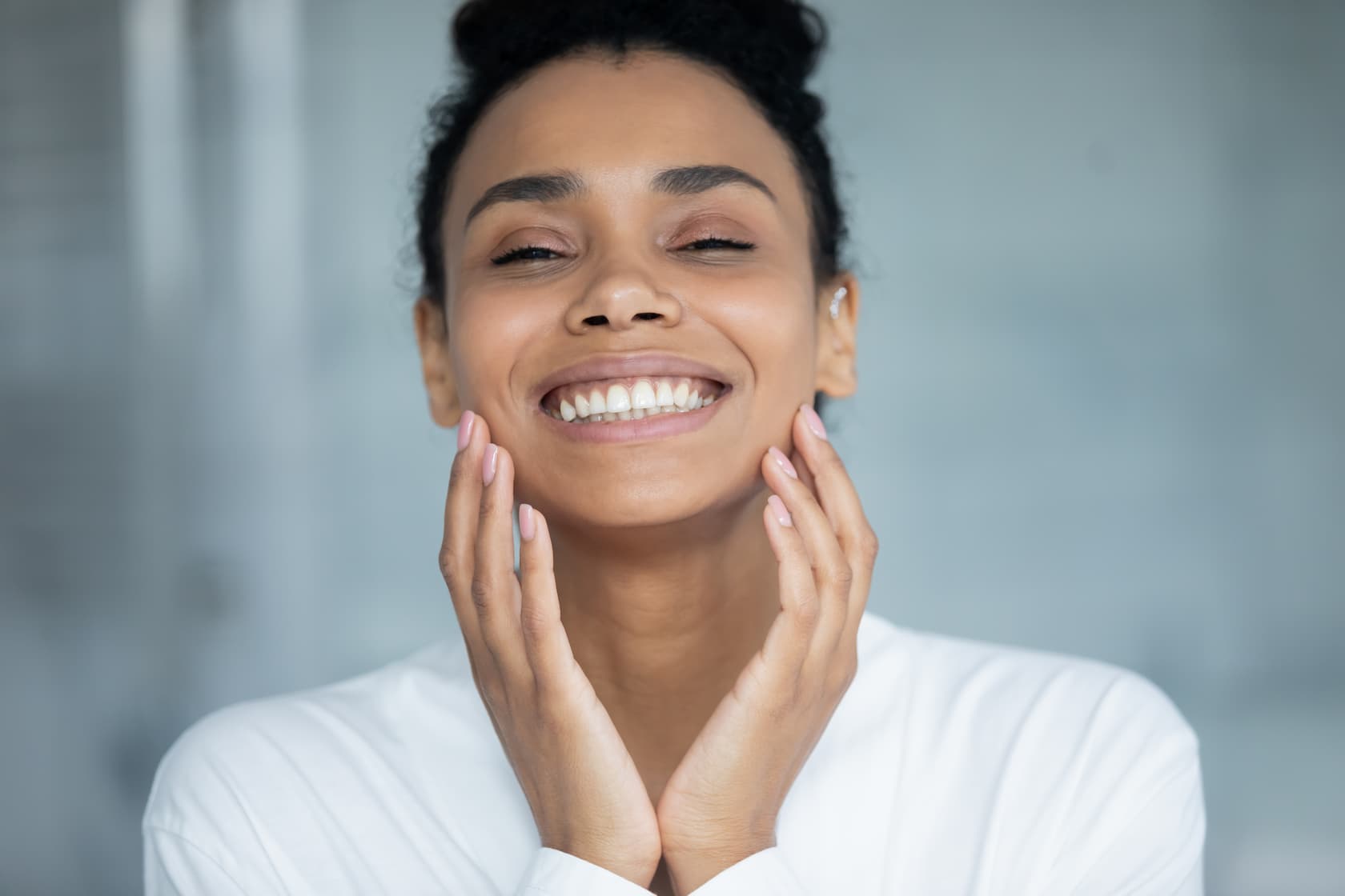 Everything You Need to Know About Getting Fake Teeth